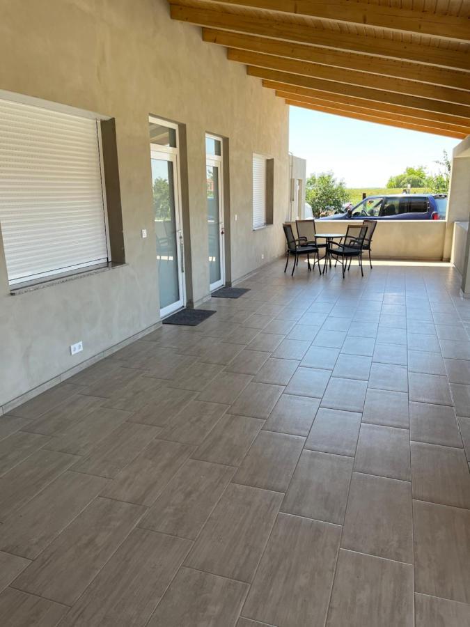 Rajczi Apartman Mohács Εξωτερικό φωτογραφία